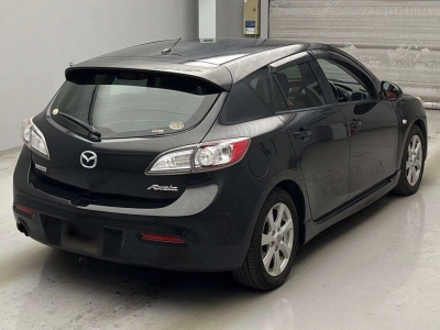 MAZDA AXELA SPORT