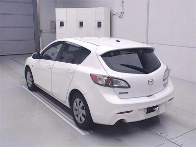 MAZDA AXELA SPORT
