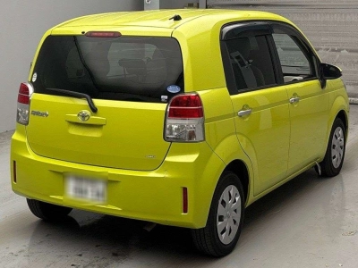 TOYOTA SPADE
