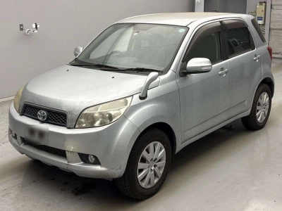 TOYOTA RUSH