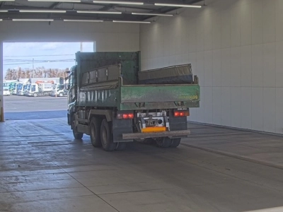 NISSAN DIESEL (UD) QUON