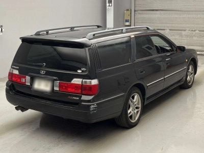 NISSAN STAGEA