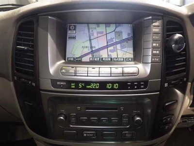 TOYOTA LAND CRUISER 100