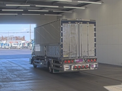 MITSUBISHI FUSO FIGHTER