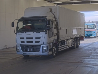 ISUZU GIGA