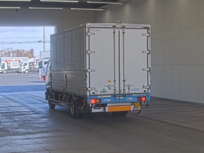 MITSUBISHI FUSO FIGHTER