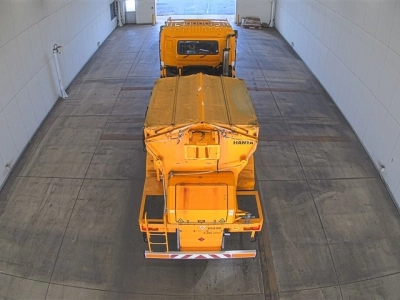 NISSAN DIESEL (UD) QUON