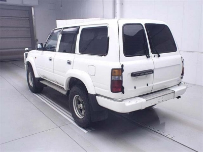 TOYOTA LAND CRUISER 80