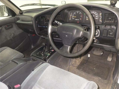 TOYOTA LAND CRUISER 80