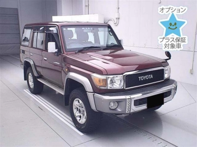 TOYOTA LAND CRUISER 70