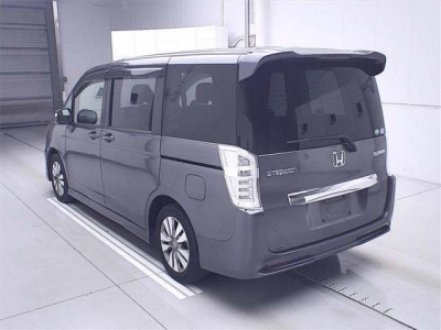 HONDA STEPWGN SPADA