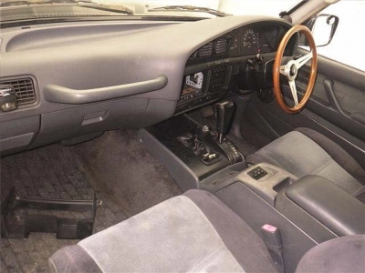 TOYOTA LAND CRUISER 80