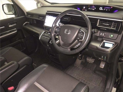 HONDA STEPWGN SPADA