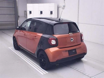 SMART FOURFOUR