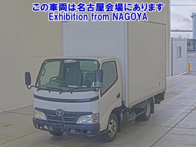 TOYOTA DYNA