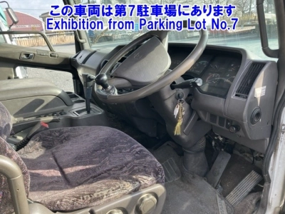 MITSUBISHI FUSO FIGHTER