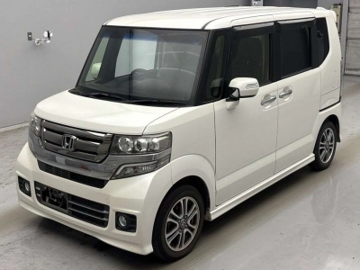 HONDA N BOX CUSTOM