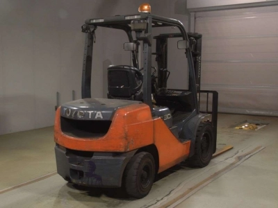 TOYOTA  FORKLIFT 