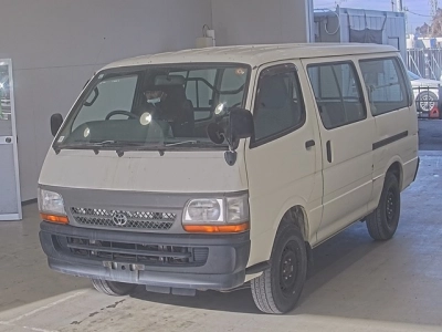 TOYOTA REGIUS VAN