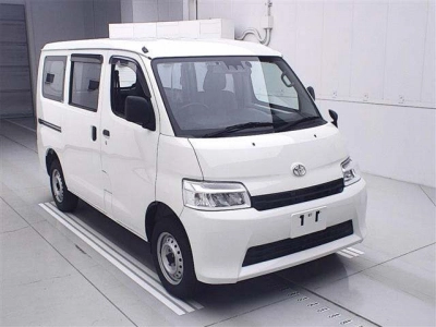 TOYOTA TOWN ACE
