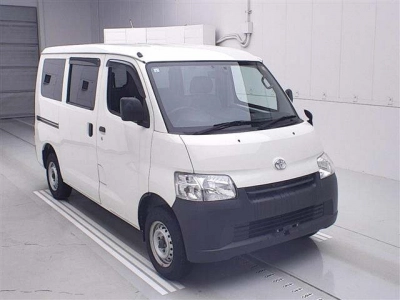 TOYOTA TOWN ACE