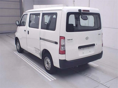 TOYOTA TOWN ACE