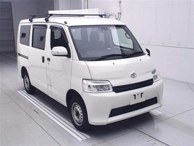 TOYOTA TOWN ACE