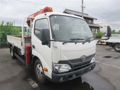 TOYOTA DYNA