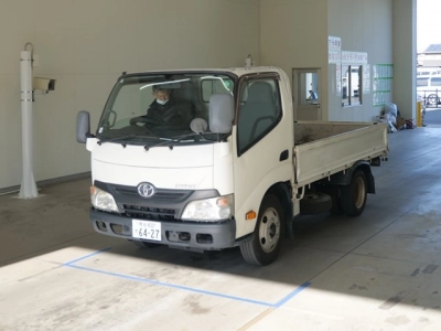 TOYOTA DYNA