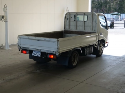 TOYOTA DYNA