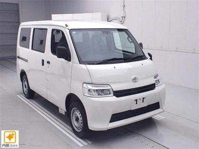 TOYOTA TOWN ACE