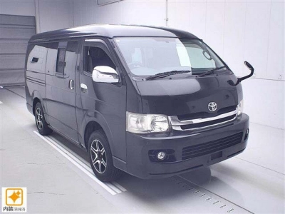 TOYOTA REGIUS ACE