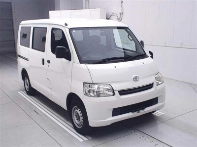 TOYOTA TOWN ACE
