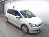 VOLKSWAGEN GOLF TOURAN