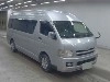 TOYOTA HIACE COMMUTER