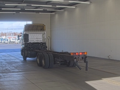 NISSAN DIESEL (UD) QUON