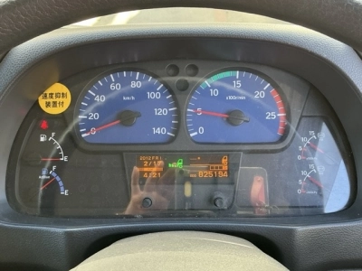 NISSAN DIESEL (UD) QUON