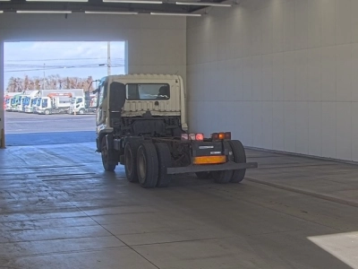 MITSUBISHI FUSO SUPER GREAT