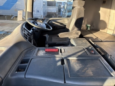 MITSUBISHI FUSO SUPER GREAT