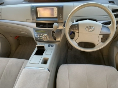 TOYOTA ESTIMA HYBRID