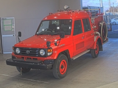 TOYOTA LAND CRUISER