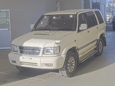 ISUZU BIGHORN
