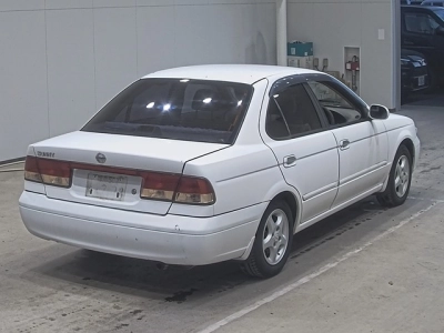 NISSAN SUNNY