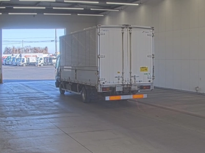 MITSUBISHI FUSO FIGHTER