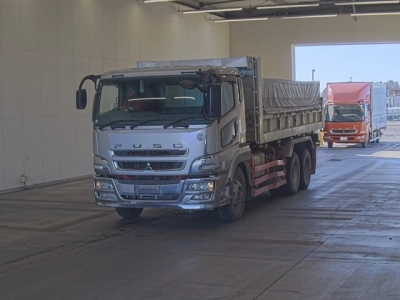 MITSUBISHI FUSO SUPER GREAT