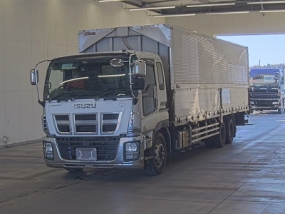 ISUZU GIGA