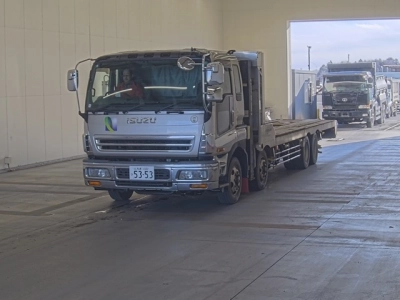ISUZU GIGA