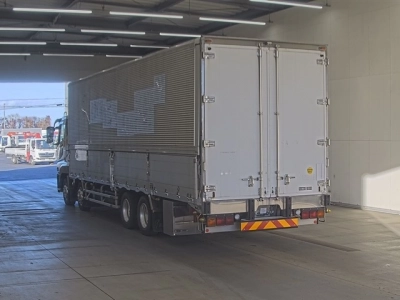 MITSUBISHI FUSO SUPER GREAT