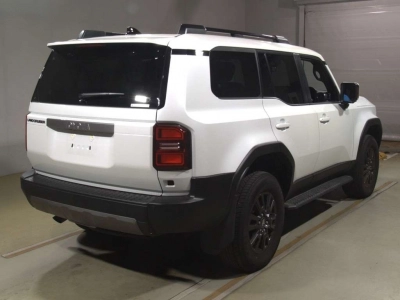 TOYOTA LAND CRUISER 250