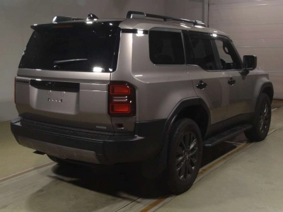 TOYOTA LAND CRUISER 250